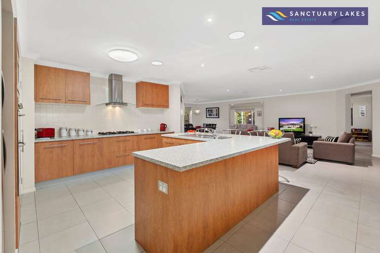 Fourth view of Homely house listing, 26 Manhattan Close, Sanctuary Lakes VIC 3030