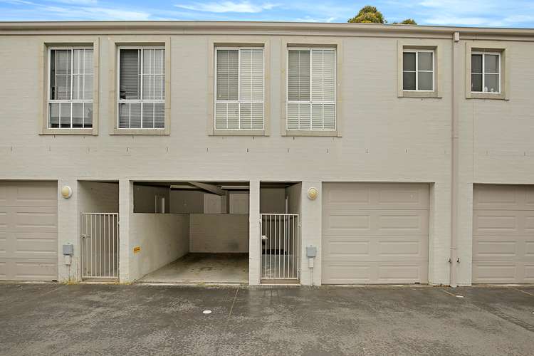 Main view of Homely apartment listing, 5/10 Balgownie Road, Fairy Meadow NSW 2519