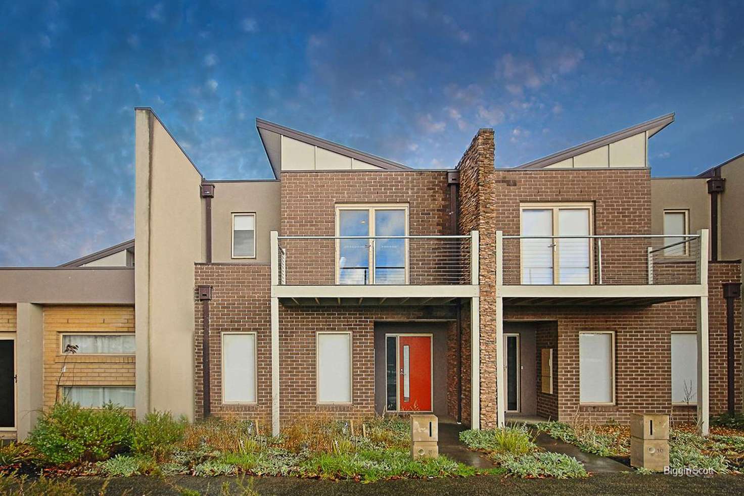 Main view of Homely townhouse listing, 8 Haakman Way, Pakenham VIC 3810