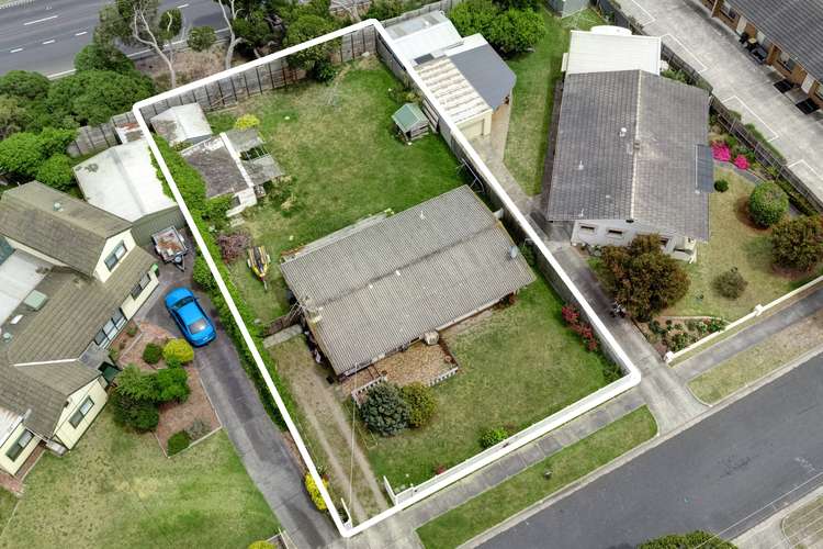 Seventh view of Homely house listing, 12 Gairloch Drive, Frankston VIC 3199