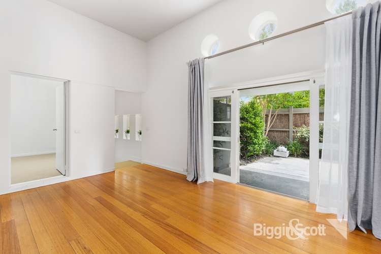 Main view of Homely apartment listing, 2/10 Boxshall Street, Brighton VIC 3186