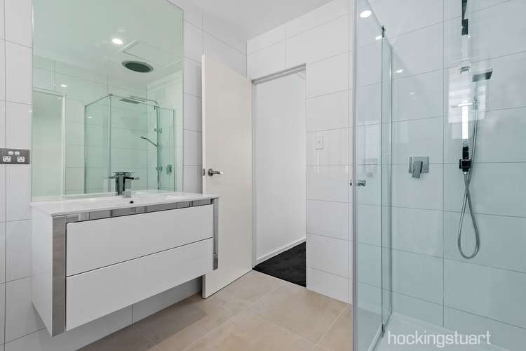 Fifth view of Homely unit listing, 1 & 3/33-35 Roberts Street, Frankston VIC 3199