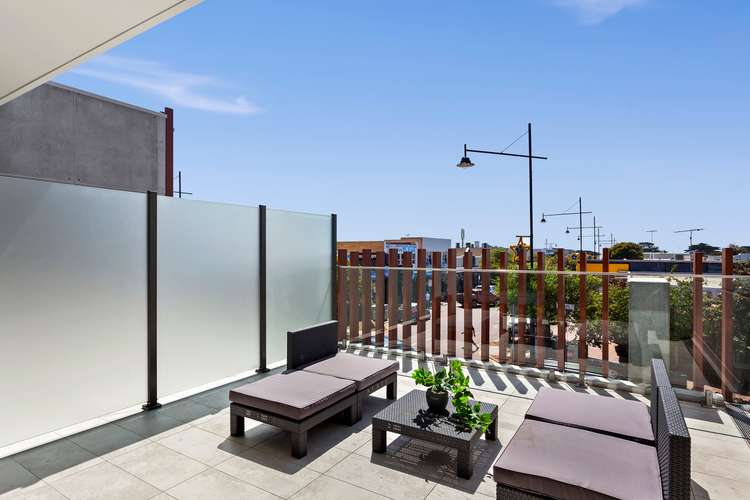 Fourth view of Homely apartment listing, 2/17 Pearl  Street, Torquay VIC 3228