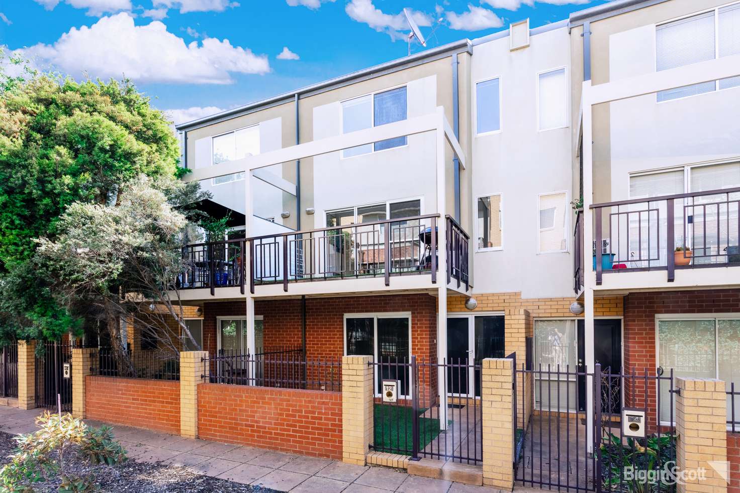 Main view of Homely townhouse listing, 12 Kynoch Lane, Maribyrnong VIC 3032