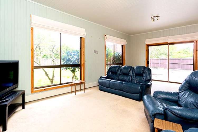 Fourth view of Homely house listing, 19 Avoca Crescent, Alfredton VIC 3350
