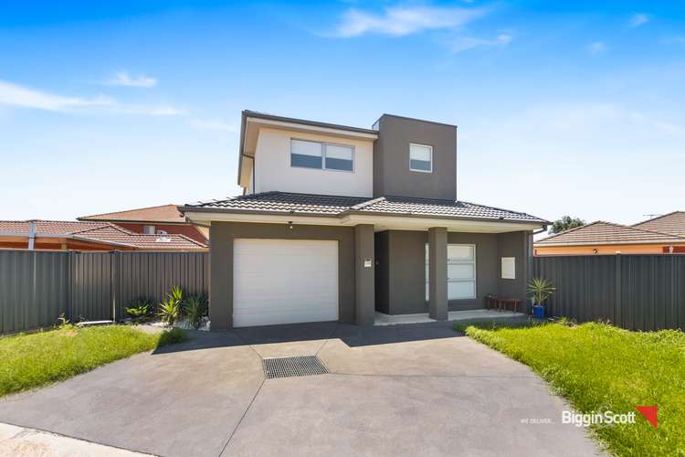 Main view of Homely townhouse listing, 1/158 Westwood Drive, Burnside VIC 3023