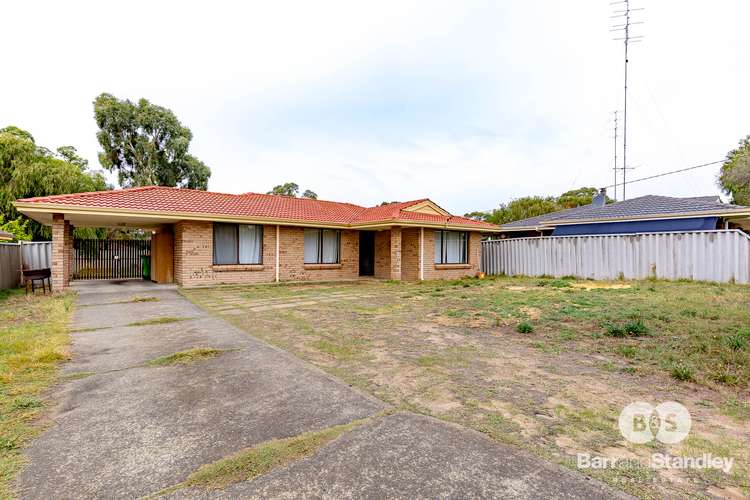 Second view of Homely house listing, 5 Hooper Place, Withers WA 6230