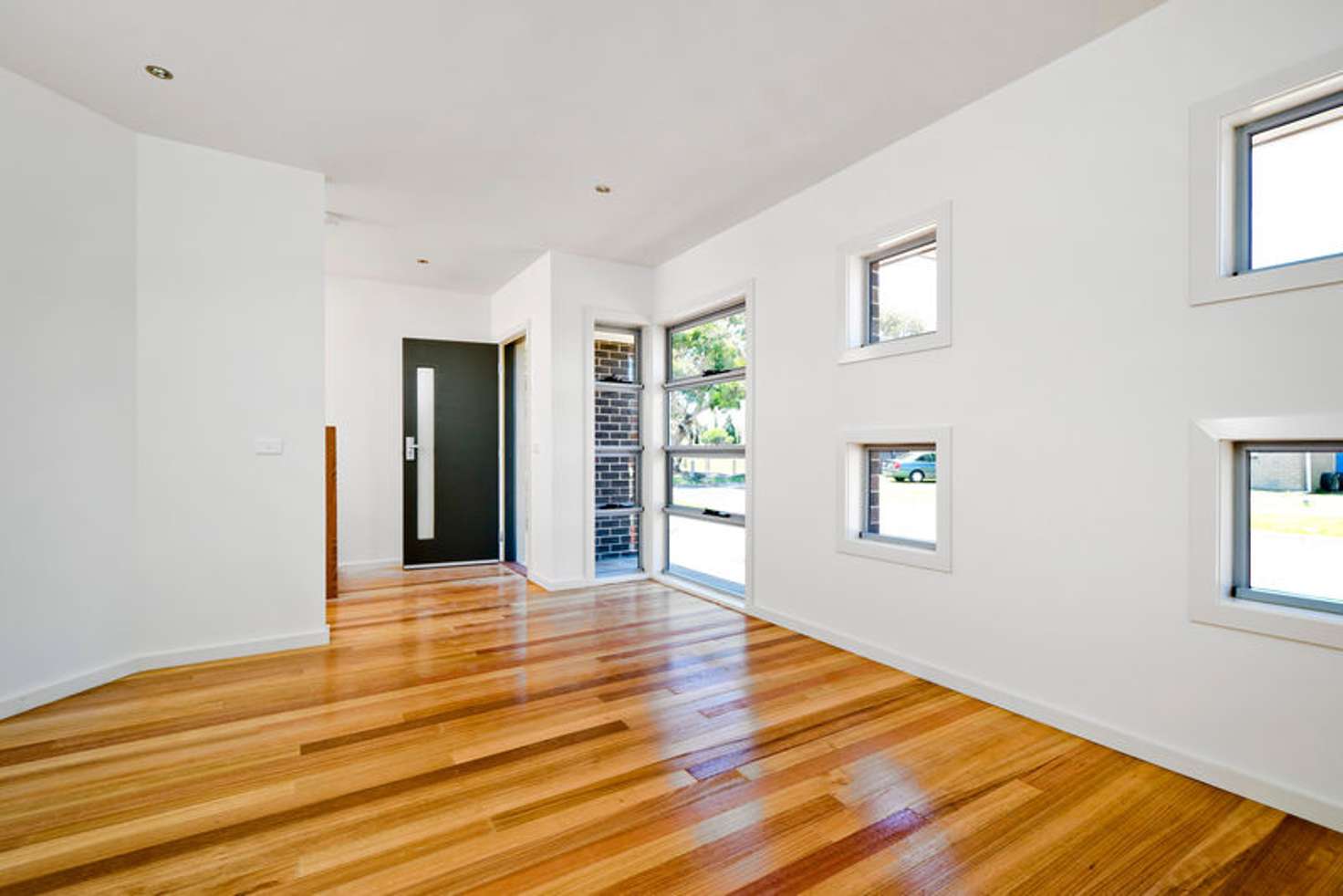 Main view of Homely townhouse listing, 1/5 Grieves Street, Newport VIC 3015
