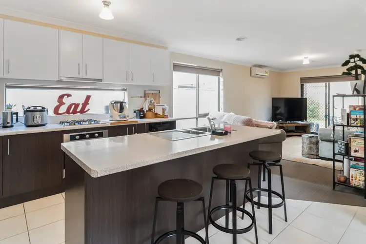 20 Crowe Avenue, Cranbourne West VIC 3977