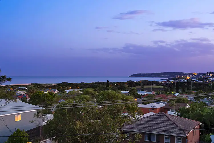 34 Bellevue Parade, North Curl Curl NSW 2099