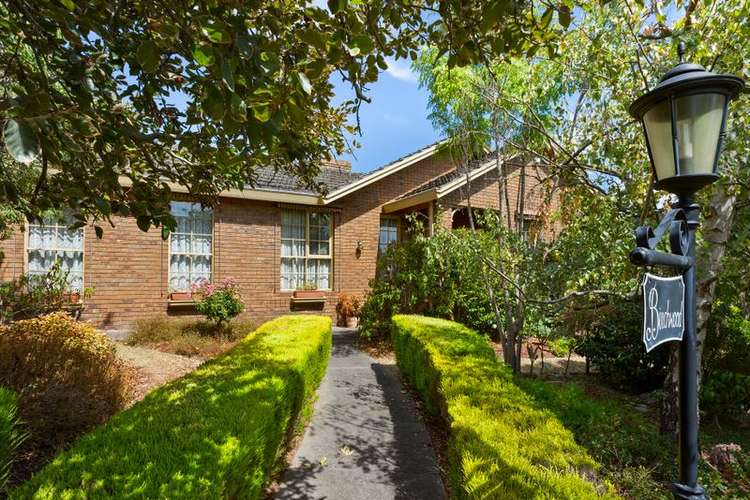 38 Pine Hill Drive, Doncaster East VIC 3109