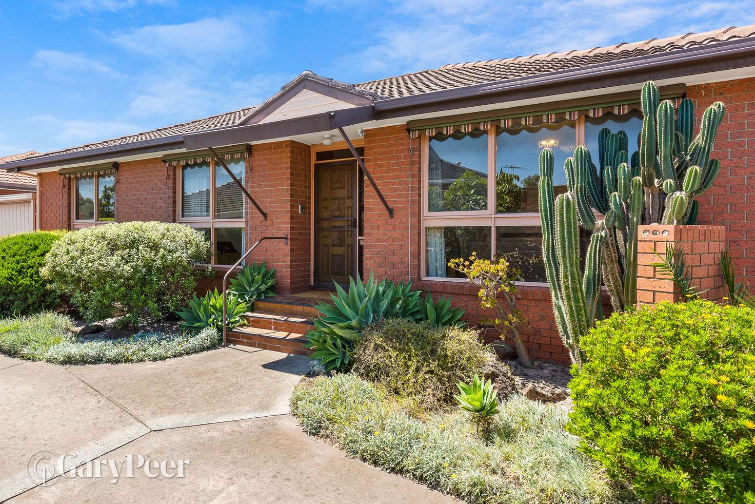 Main view of Homely unit listing, 2/35 Gnarwyn Road, Carnegie VIC 3163