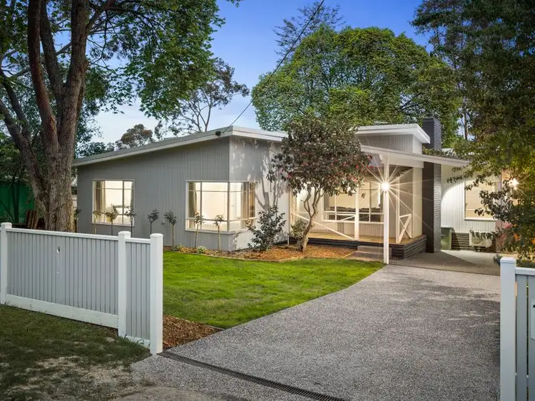 12 Carroll Avenue, Croydon VIC 3136