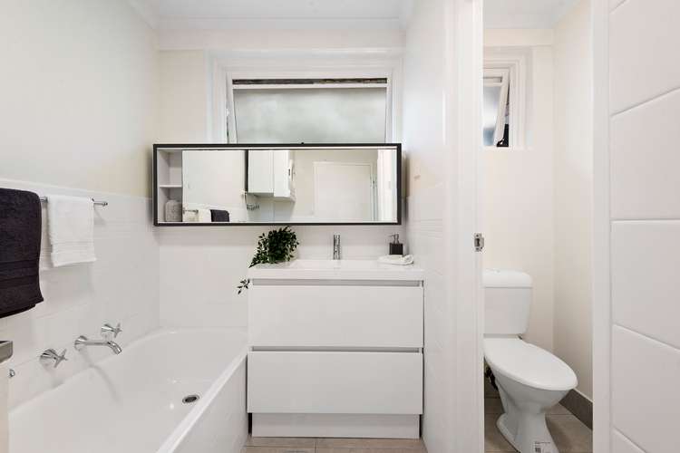 Fourth view of Homely apartment listing, 6/21 Ardrie Road, Malvern East VIC 3145