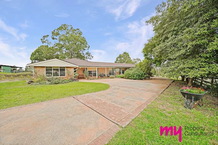 4B Caernarvon Close, Kirkham NSW 2570