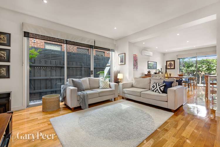 Main view of Homely townhouse listing, 3/2 Alexander Street, Bentleigh East VIC 3165
