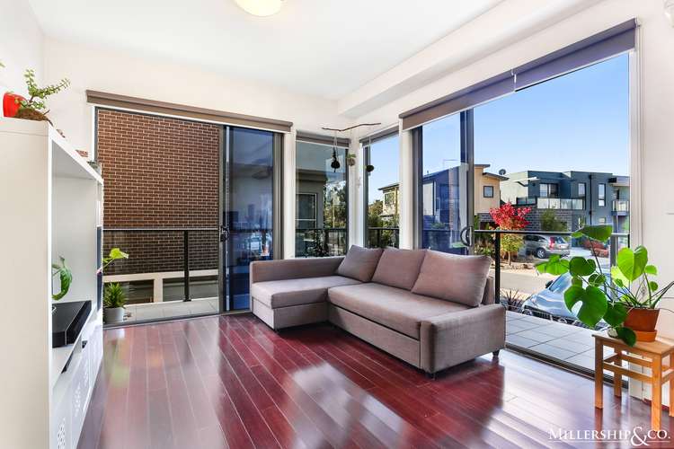 Second view of Homely house listing, 2/27 Diamond Boulevard, Greensborough VIC 3088