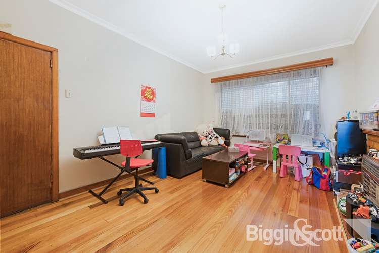 Third view of Homely house listing, 5 Cunningham Court, Ascot Vale VIC 3032