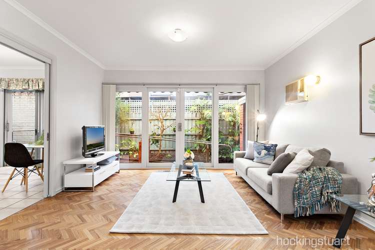 Main view of Homely unit listing, 2/74 Truganini Road, Carnegie VIC 3163