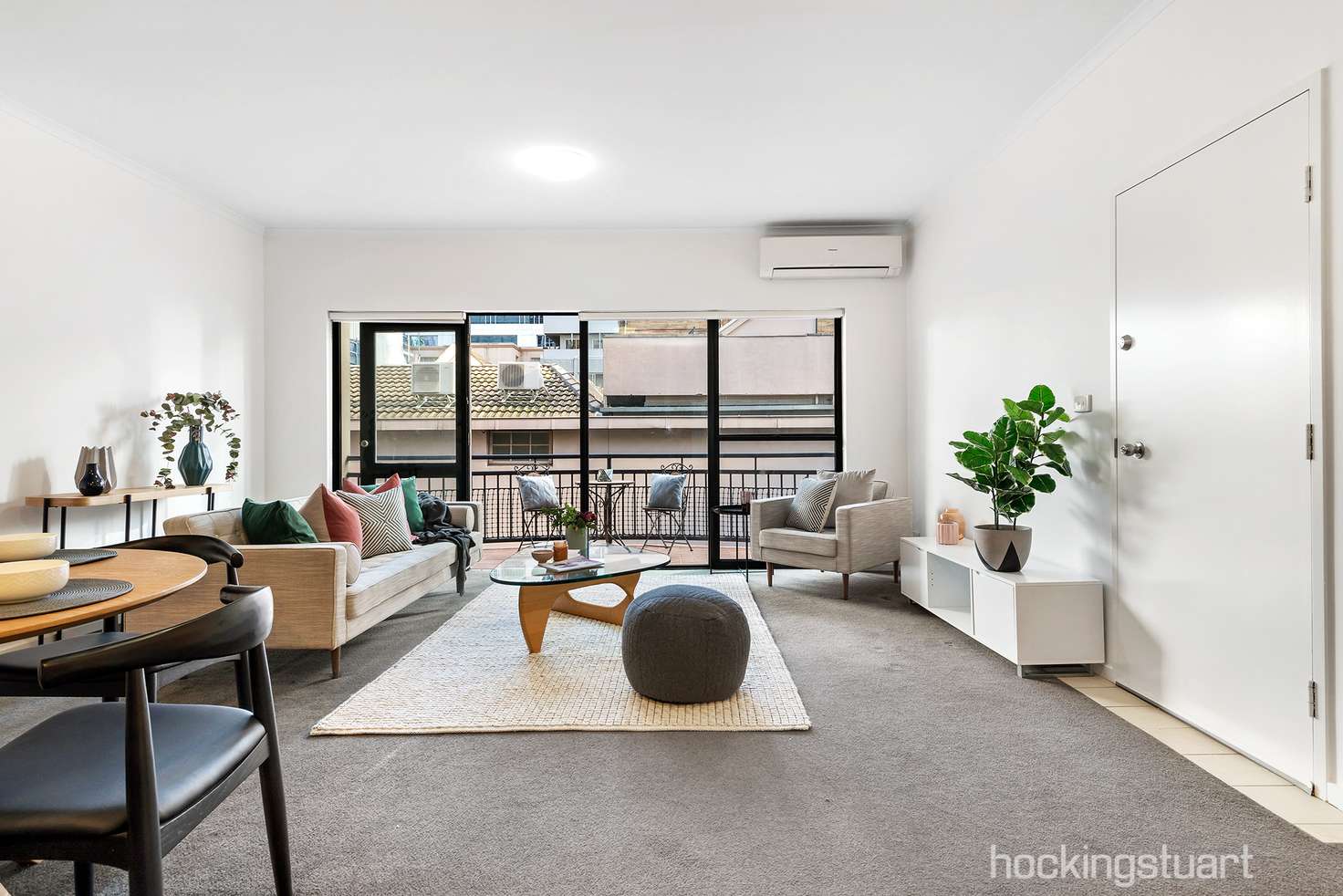 Main view of Homely apartment listing, 10/5 Davisons Place, Melbourne VIC 3000