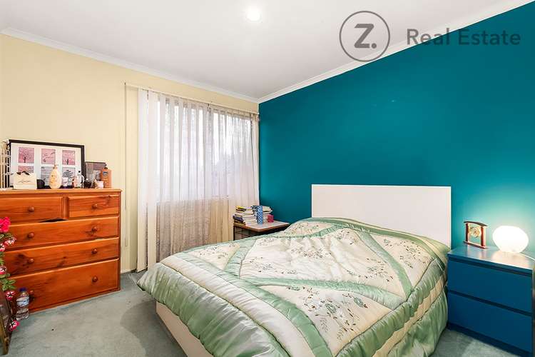 Fifth view of Homely house listing, 8 Tangerine Drive, Narre Warren South VIC 3805
