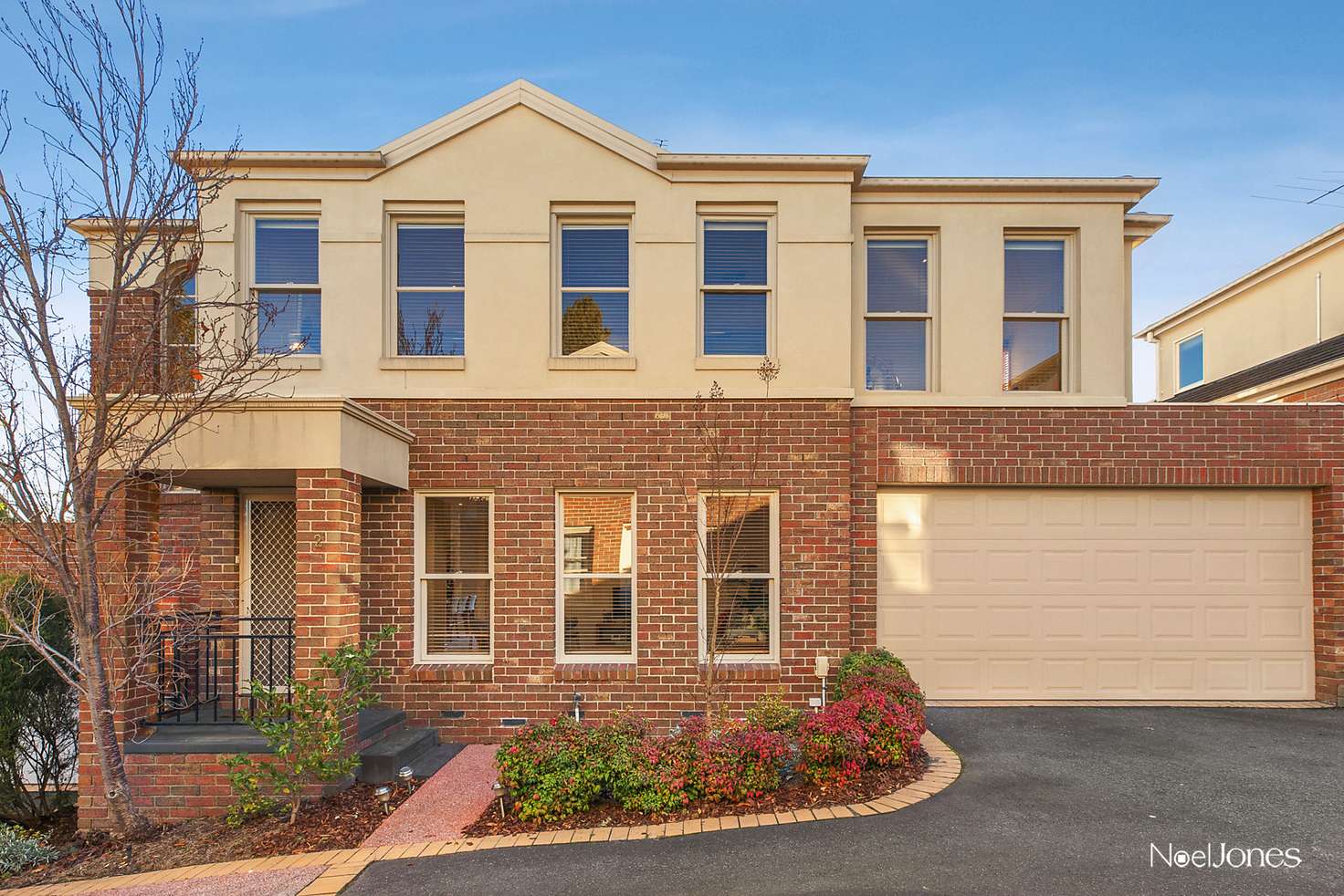 Main view of Homely townhouse listing, 2/8 Hamel Street, Box Hill South VIC 3128