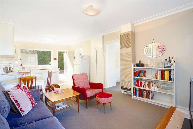 Fourth view of Homely house listing, 2/19 Napier Street, Black Hill VIC 3350