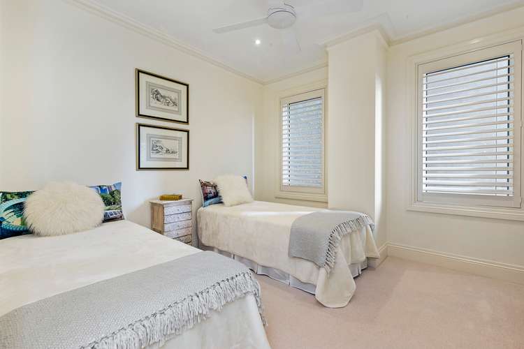 Fifth view of Homely apartment listing, 301/400 St Kilda Road, Melbourne VIC 3004
