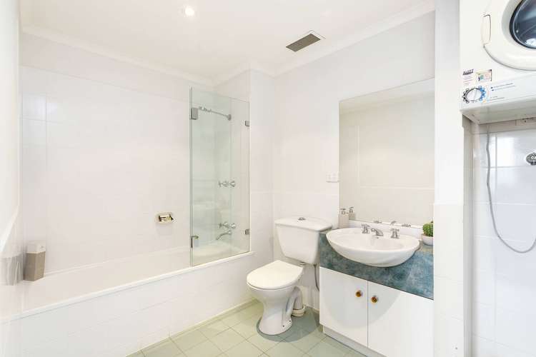 Fourth view of Homely apartment listing, 26/1-25 Barkly Street, Carlton VIC 3053