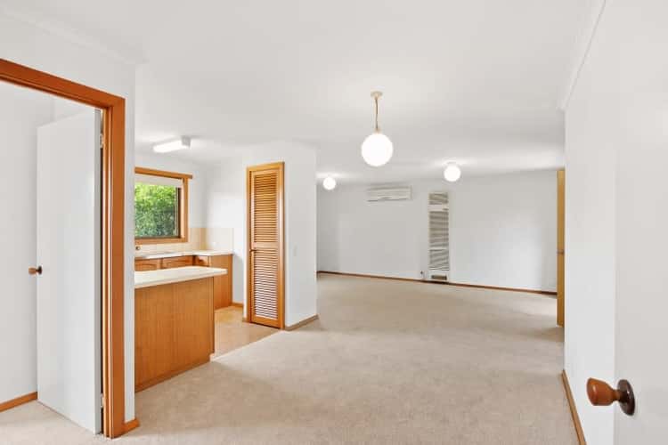 Sixth view of Homely unit listing, 1/120 Cuthberts Road, Alfredton VIC 3350