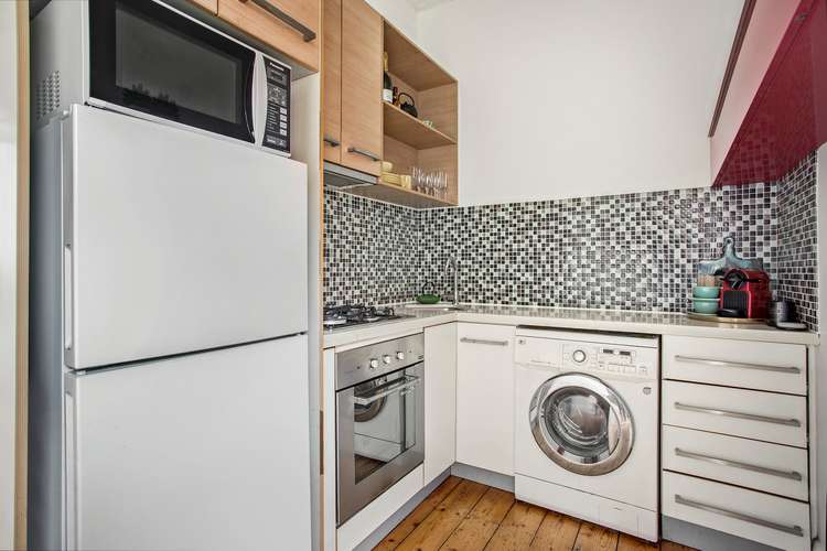 Third view of Homely apartment listing, 5/98 Barkly Street, St Kilda VIC 3182