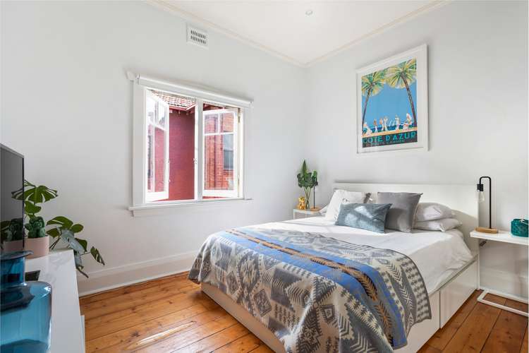 Fifth view of Homely apartment listing, 5/98 Barkly Street, St Kilda VIC 3182