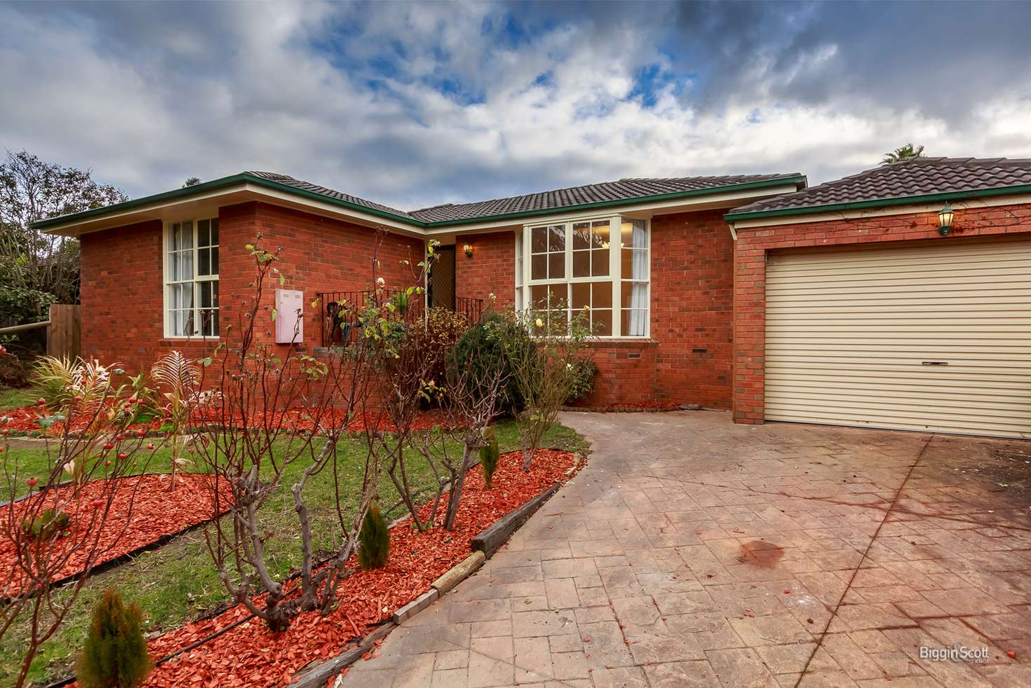 Main view of Homely house listing, 17 Tyloid Square, Wantirna VIC 3152