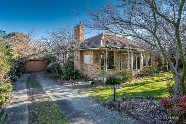 Main view of Homely house listing, 8 Wingate Avenue, Mount Waverley VIC 3149