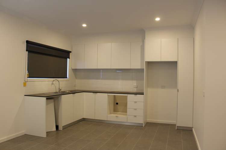 Second view of Homely townhouse listing, 6/635-637 Ballarat Road, Sunshine VIC 3020