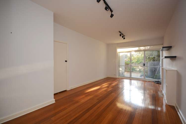 Second view of Homely apartment listing, 2/76 Orrong Road, Elsternwick VIC 3185