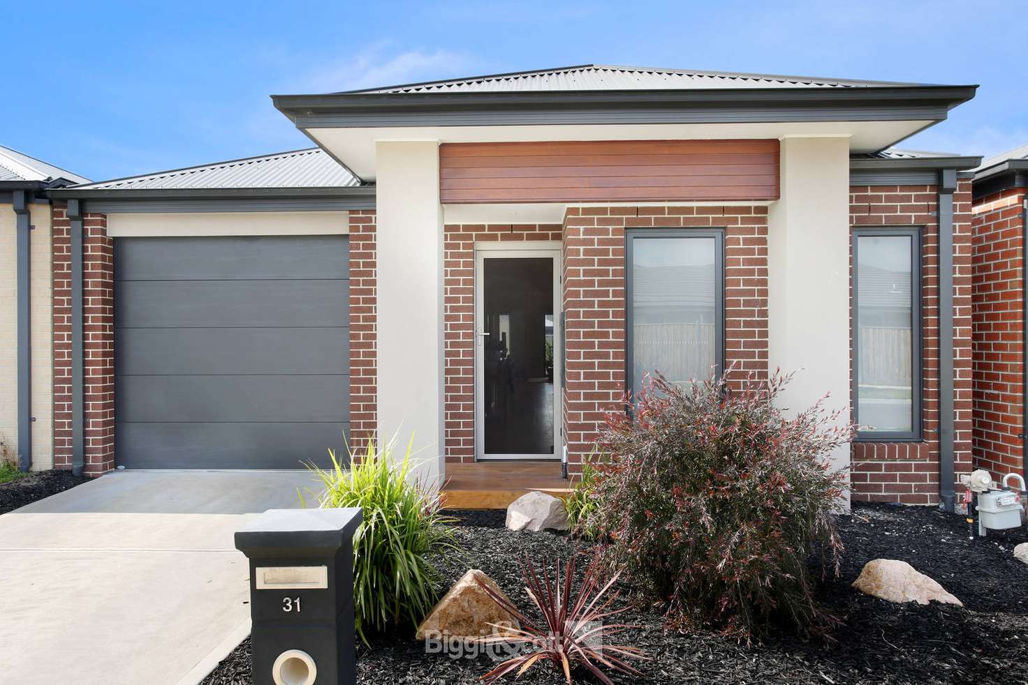 Main view of Homely house listing, 31 Mossey Crescent, Cranbourne East VIC 3977