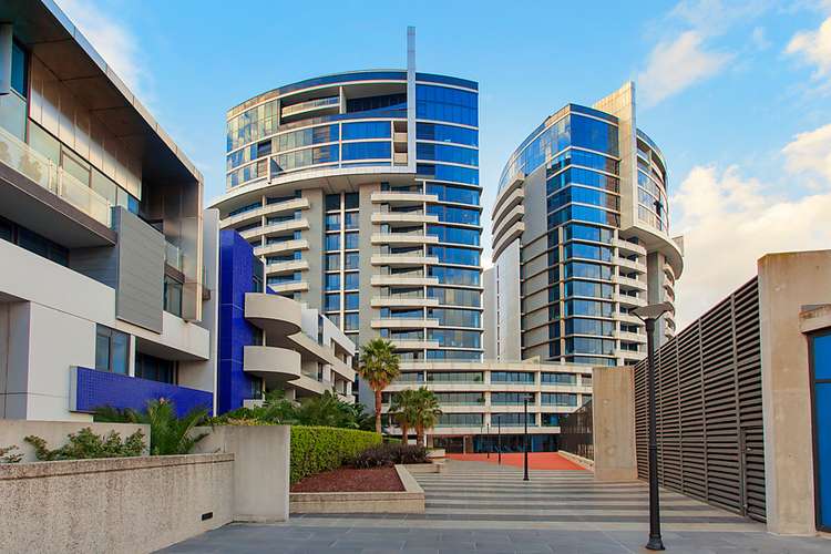 Fourth view of Homely apartment listing, 23/2 Esplanade West, Port Melbourne VIC 3207