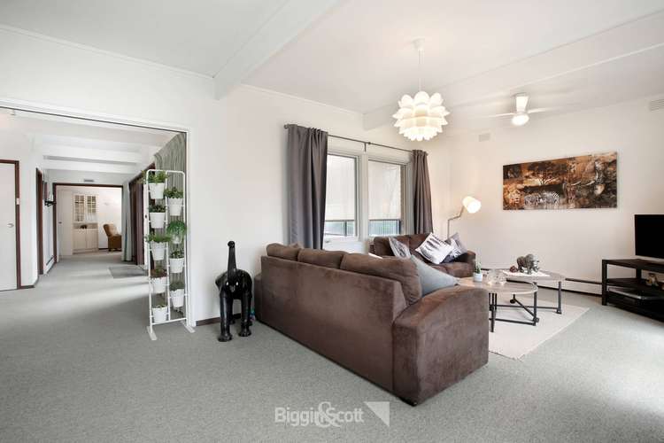 Second view of Homely house listing, 10 Ilora Court, Glen Waverley VIC 3150