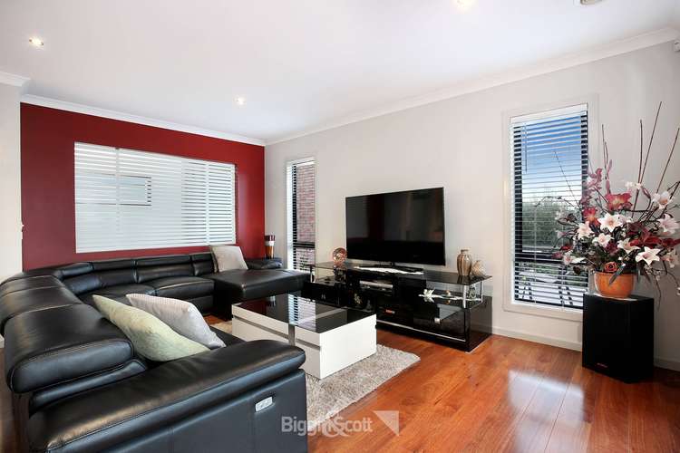 Fifth view of Homely house listing, 39 Sheldon Drive, Berwick VIC 3806