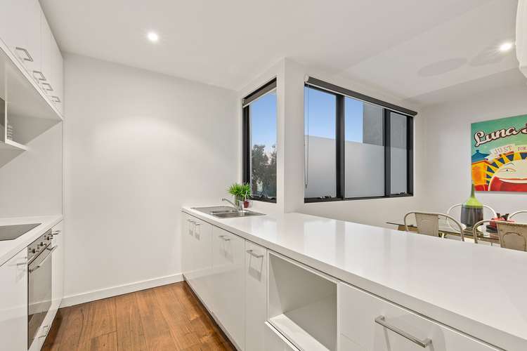 Second view of Homely townhouse listing, 4/1a Mcgoun Street, Richmond VIC 3121