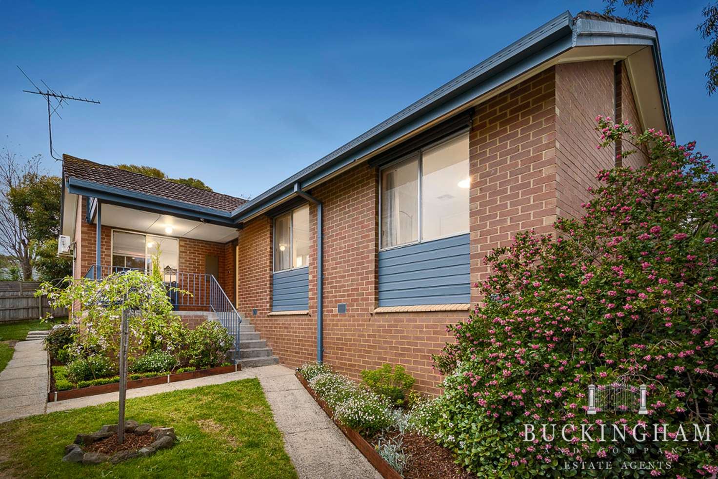 Main view of Homely house listing, 1 Debra Court, Yallambie VIC 3085