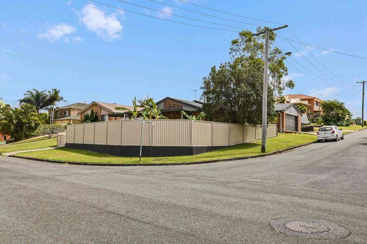 Second view of Homely house listing, 25 Enfield Crescent, Currimundi QLD 4551