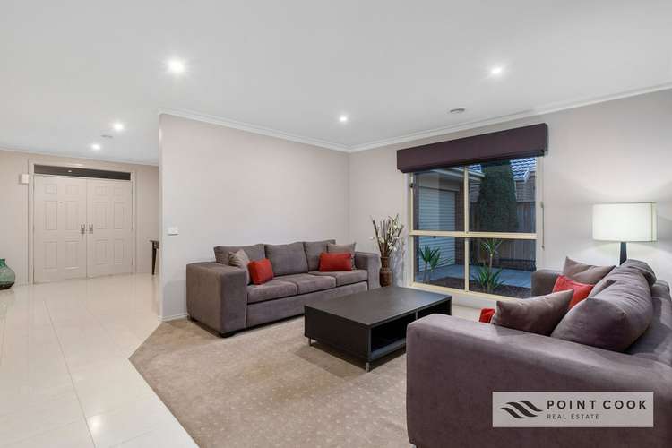 Fifth view of Homely house listing, 22 Maidenhair Drive, Point Cook VIC 3030
