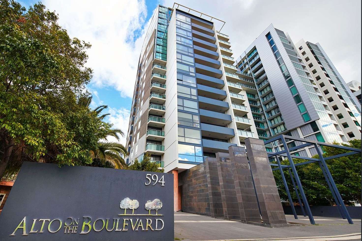 Main view of Homely apartment listing, 1802/594 St Kilda Road, Melbourne VIC 3004