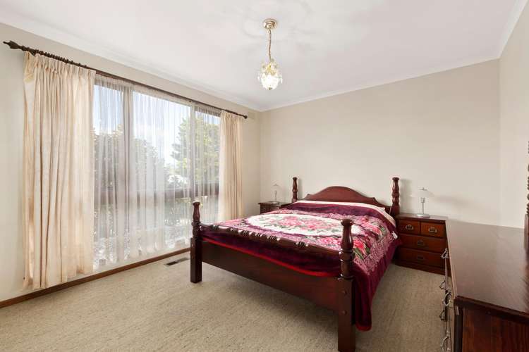 Fifth view of Homely house listing, 3 Ardmore Court, Macleod VIC 3085