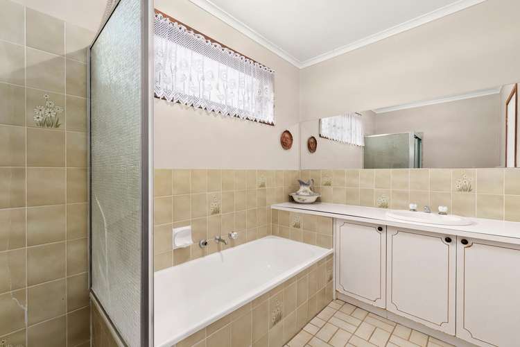 Sixth view of Homely house listing, 3 Ardmore Court, Macleod VIC 3085