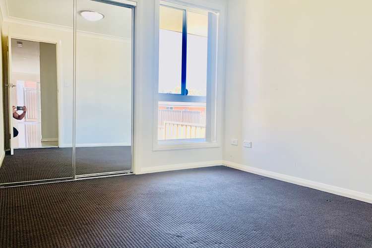 Fourth view of Homely flat listing, 25B Sebastian Avenue, Rosemeadow NSW 2560