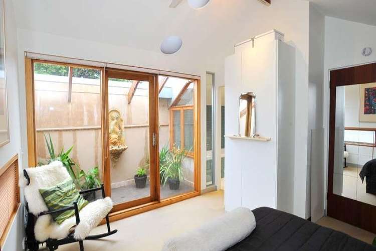 Fourth view of Homely house listing, 2/87 Ormond Road, Elwood VIC 3184