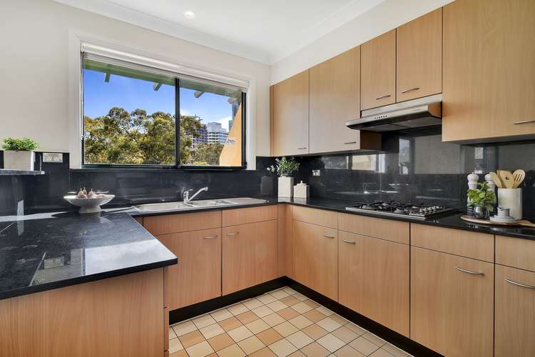 Third view of Homely apartment listing, 32/7 Freeman Road, Chatswood NSW 2067